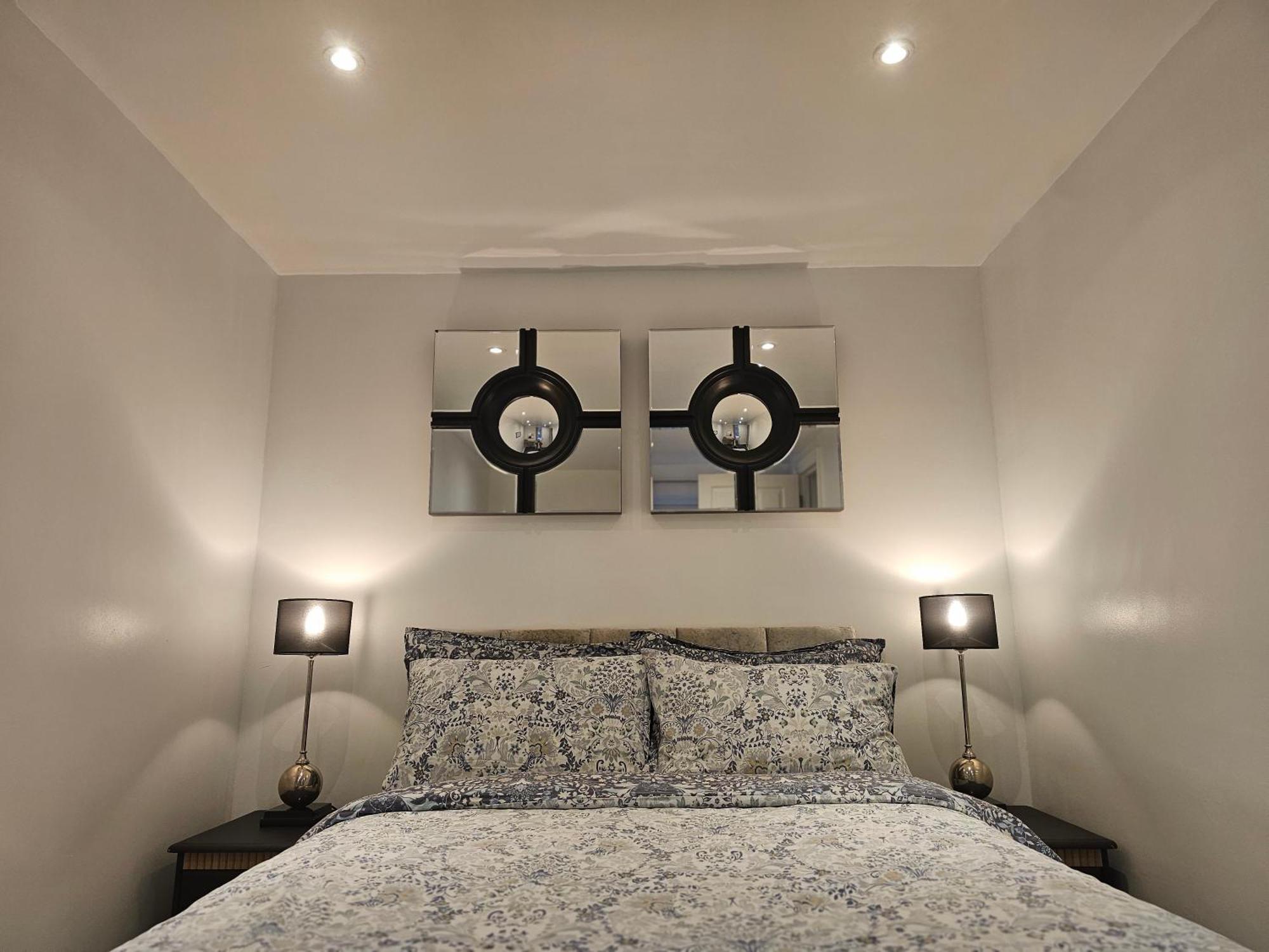 The Perfect Free Parking & Garden - Business & Leisure Apartment *